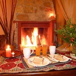 Theasis Suites-Ορεινή Φιλοξενία 4*