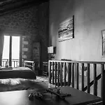 Theasis Suites-Ορεινή Φιλοξενία 4*