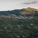 Theasis Suites-Ορεινή Φιλοξενία