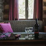 Guest house Theasis Suites-Ορεινή Φιλοξενία Kato Sinikia Trikalon