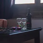 Theasis Suites-Ορεινή Φιλοξενία