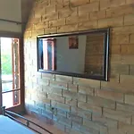 Theasis Suites-Ορεινή Φιλοξενία