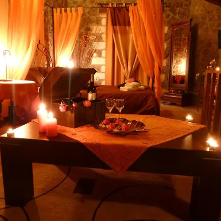 Gasthof Theasis Suites-Ορεινή Φιλοξενία 4*