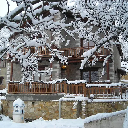 Theasis Suites-Ορεινή Φιλοξενία Gasthof 4*