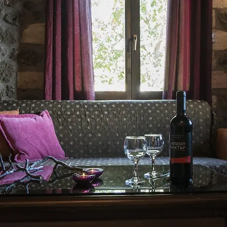 Gasthof Theasis Suites-Ορεινή Φιλοξενία Kato Sinikia Trikalon