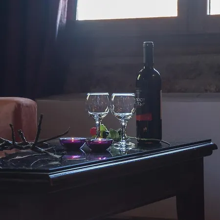 Theasis Suites-ορεινή φιλοξενία