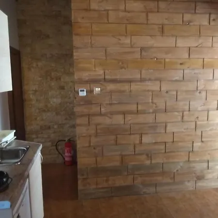 Pensión Theasis Suites-ορεινή φιλοξενία 4*