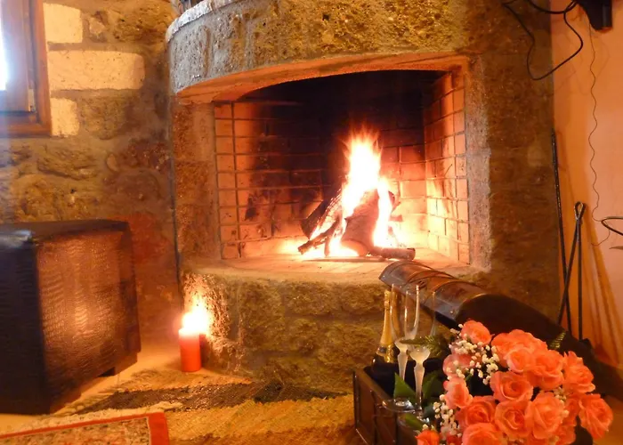 Theasis Suites-ορεινή φιλοξενία