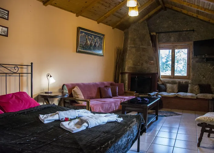 Theasis Suites-ορεινή φιλοξενία