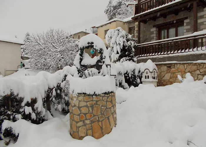 Theasis Suites-ορεινή φιλοξενία Pensjonat Kato Sinikia Trikalon