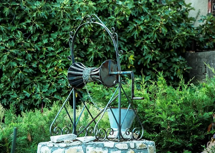 Guest house Theasis Suites-Ορεινή Φιλοξενία Kato Sinikia Trikalon