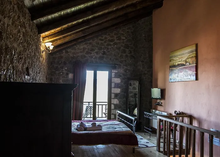 Theasis Suites-ορεινή φιλοξενία