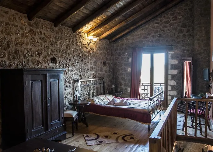 Theasis Suites-ορεινή φιλοξενία