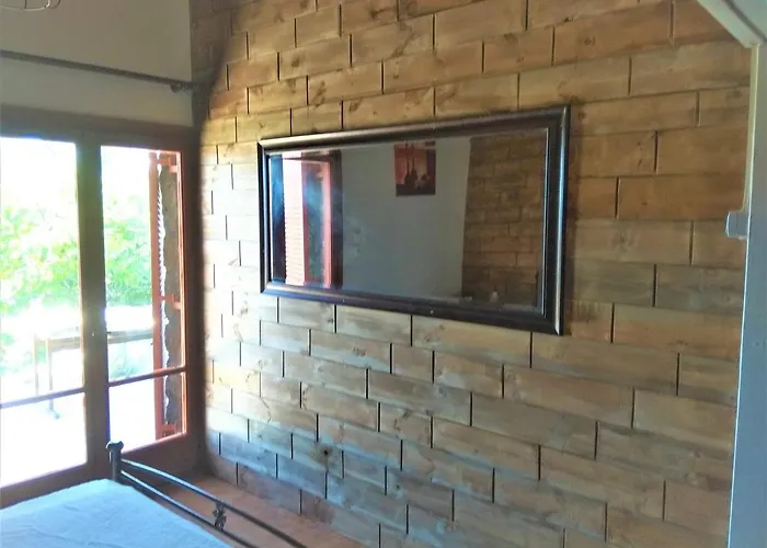 Theasis Suites-ορεινή φιλοξενία